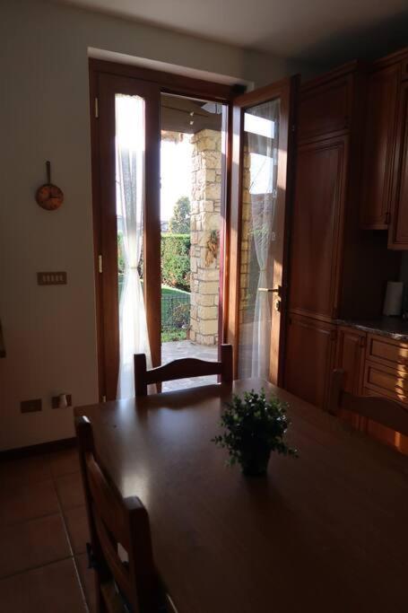Casa Rene: Appartamento In Franciacorta Castegnato Exterior photo